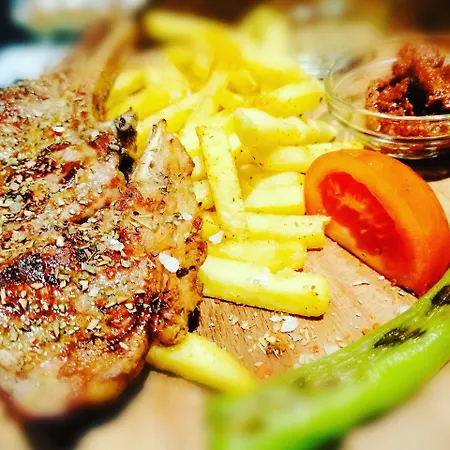 Realist 3* Стамбул