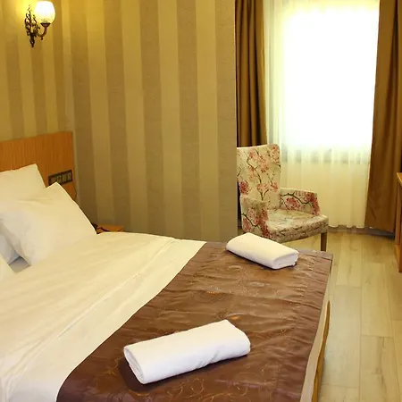 Hotel Realist